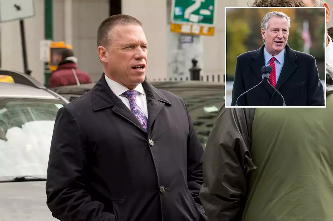 Ex-Mayor de Blasio’s security head suspended from NYPD amid obstruction probe