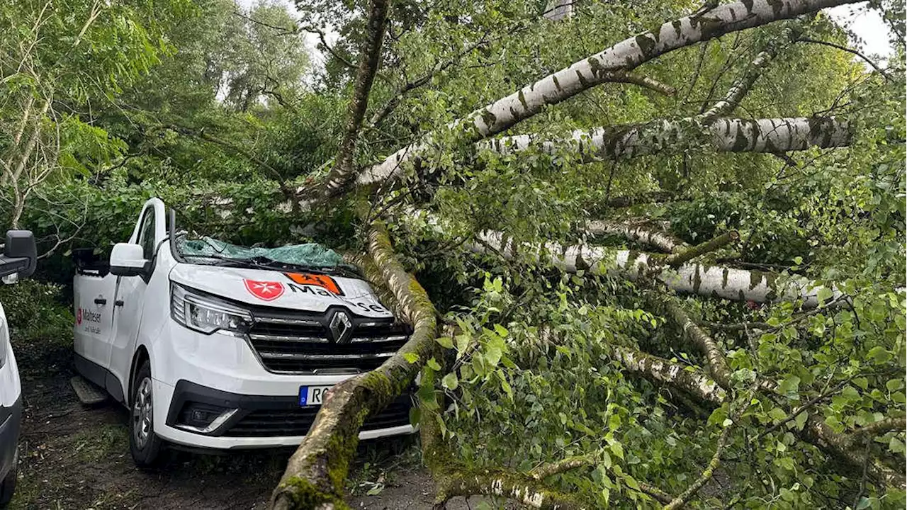 Oberbayern: Nach Hitze Unwetter und Gewitter in Südostbayern Juli - Erste Einsatzbilanz