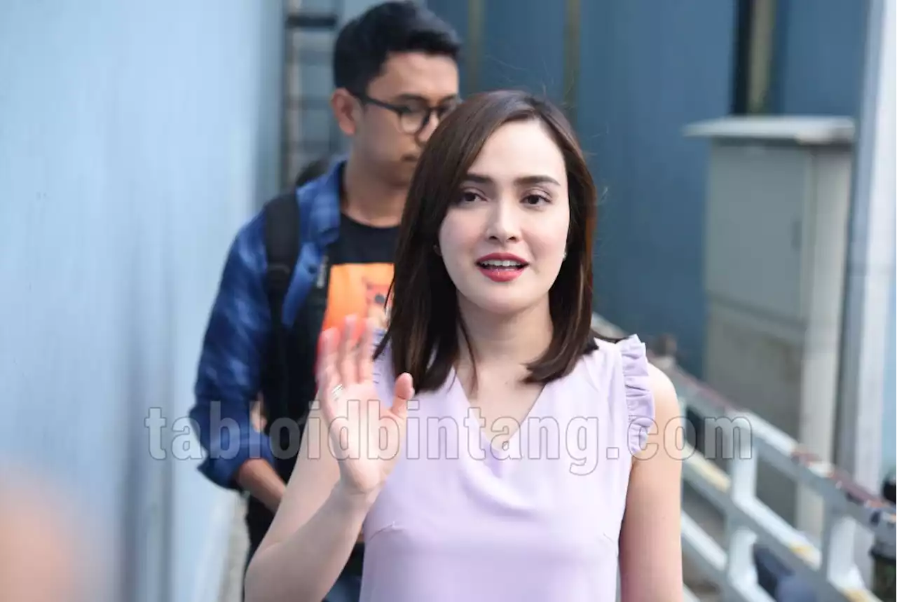 Tok! Shandy Aulia Resmi Bercerai dengan David Herbowo