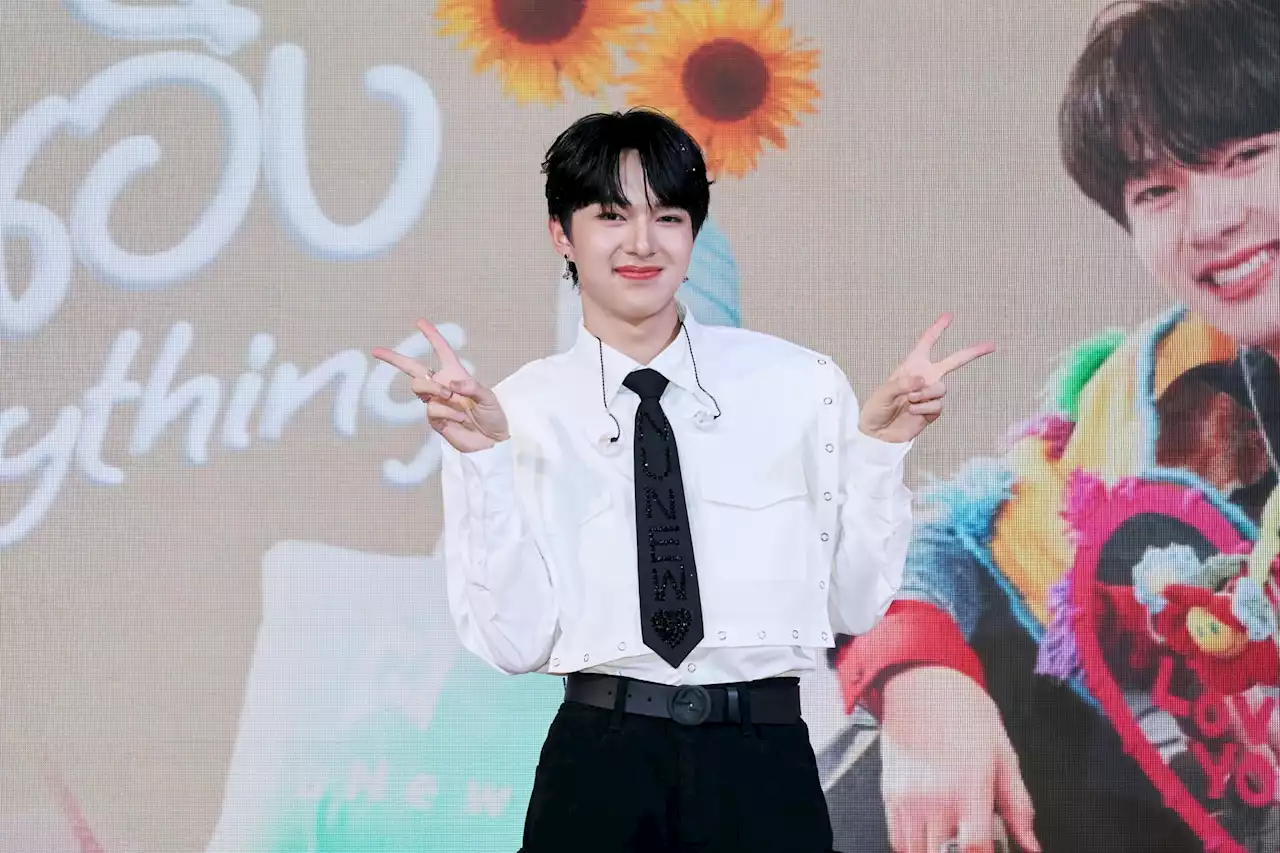 'นุนิว ชวรินทร์' เปิดตัวซิงเกิลแรก 'หมอนอิง' หวิดทำห้างแตก