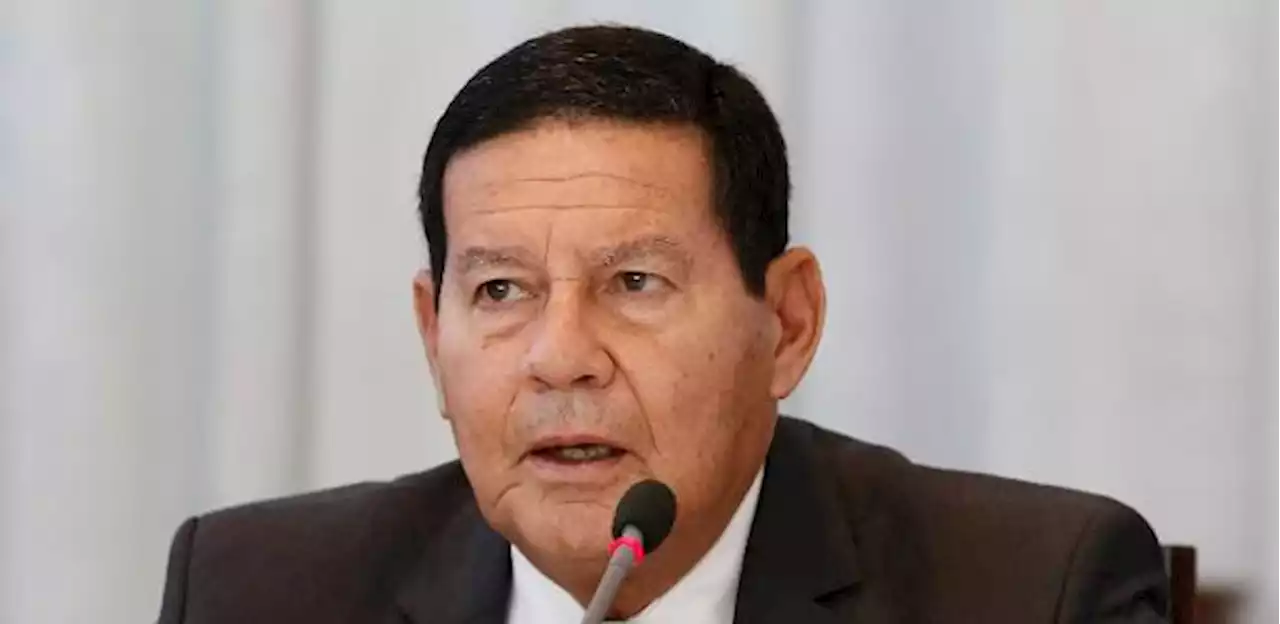 Mourão diz que visitou Cid na prisão; nome do senador não aparece em lista