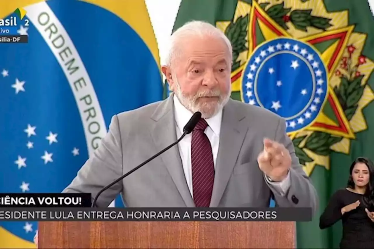 Lula corrige mais uma loucura de Bolsonaro | Matheus Leitão