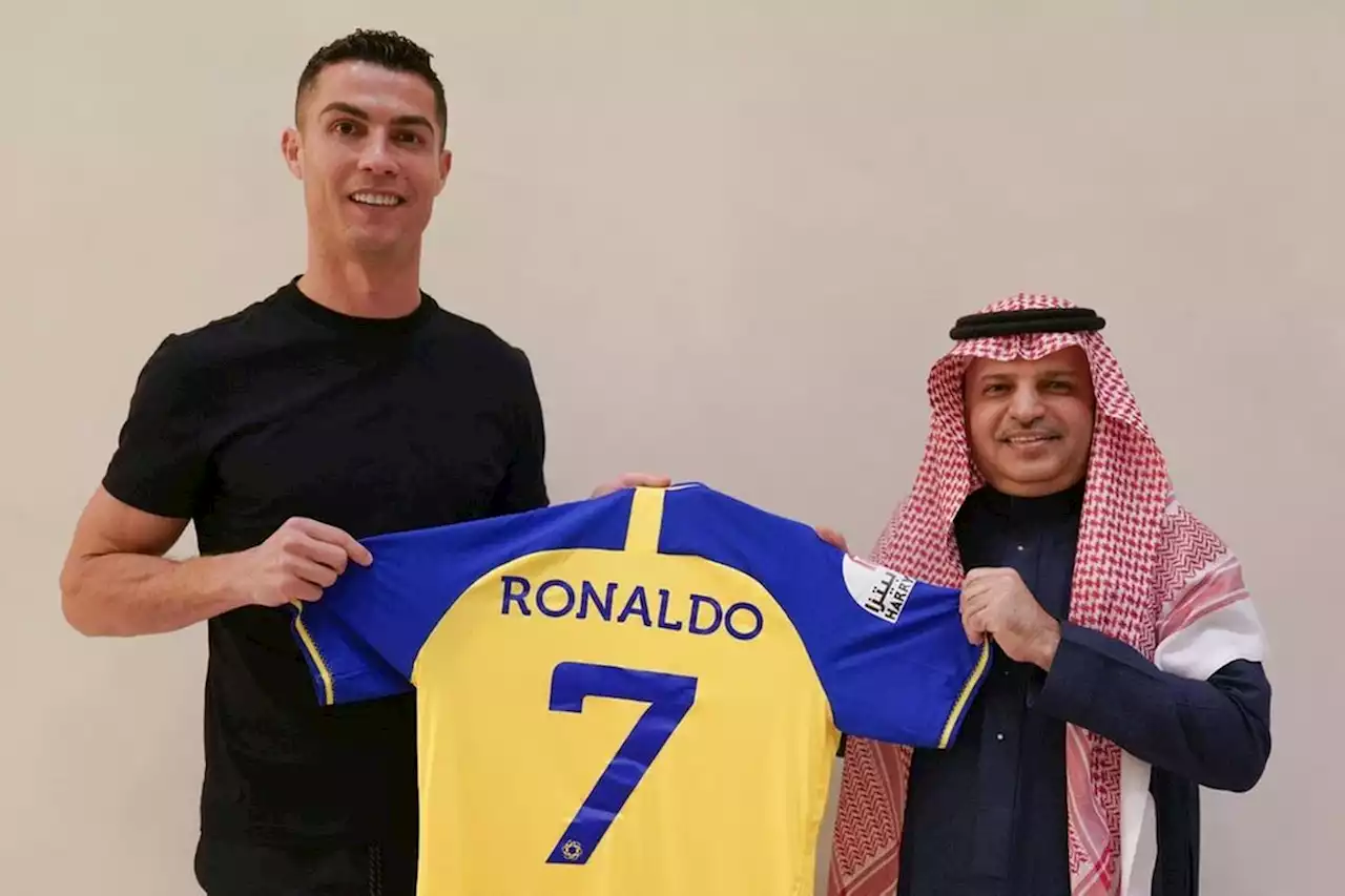 'FIFA grijpt in: werkgever Ronaldo moet hand op de knip houden'