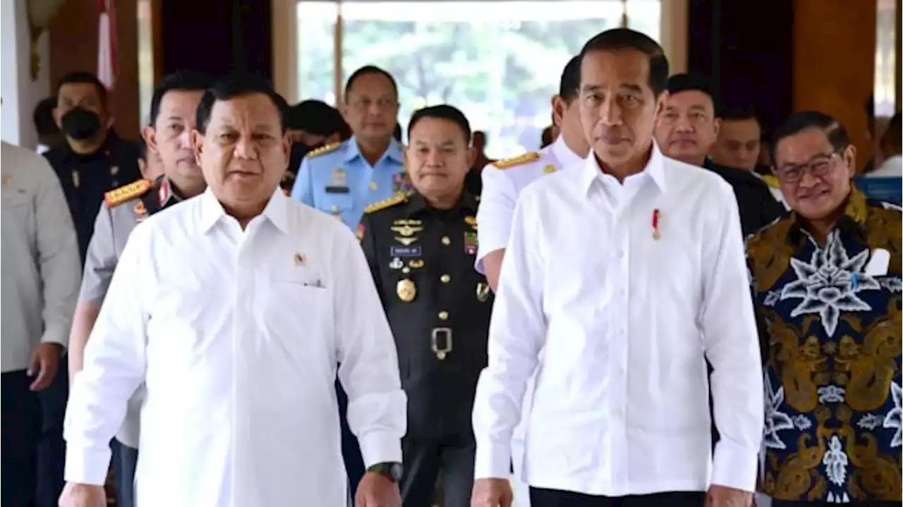 Fotonya Dipasang dengan Prabowo, Jokowi: PDIP, PSI, Nasdem juga Pasang Foto Saya