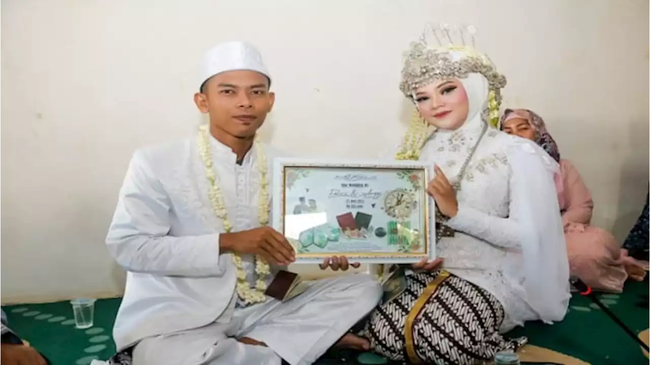 Pengantin Baru Fahmi Minta Uang Ganti Rugi, Mantan Pacar Anggi Anggraeni Nangis Gak Punya Uang