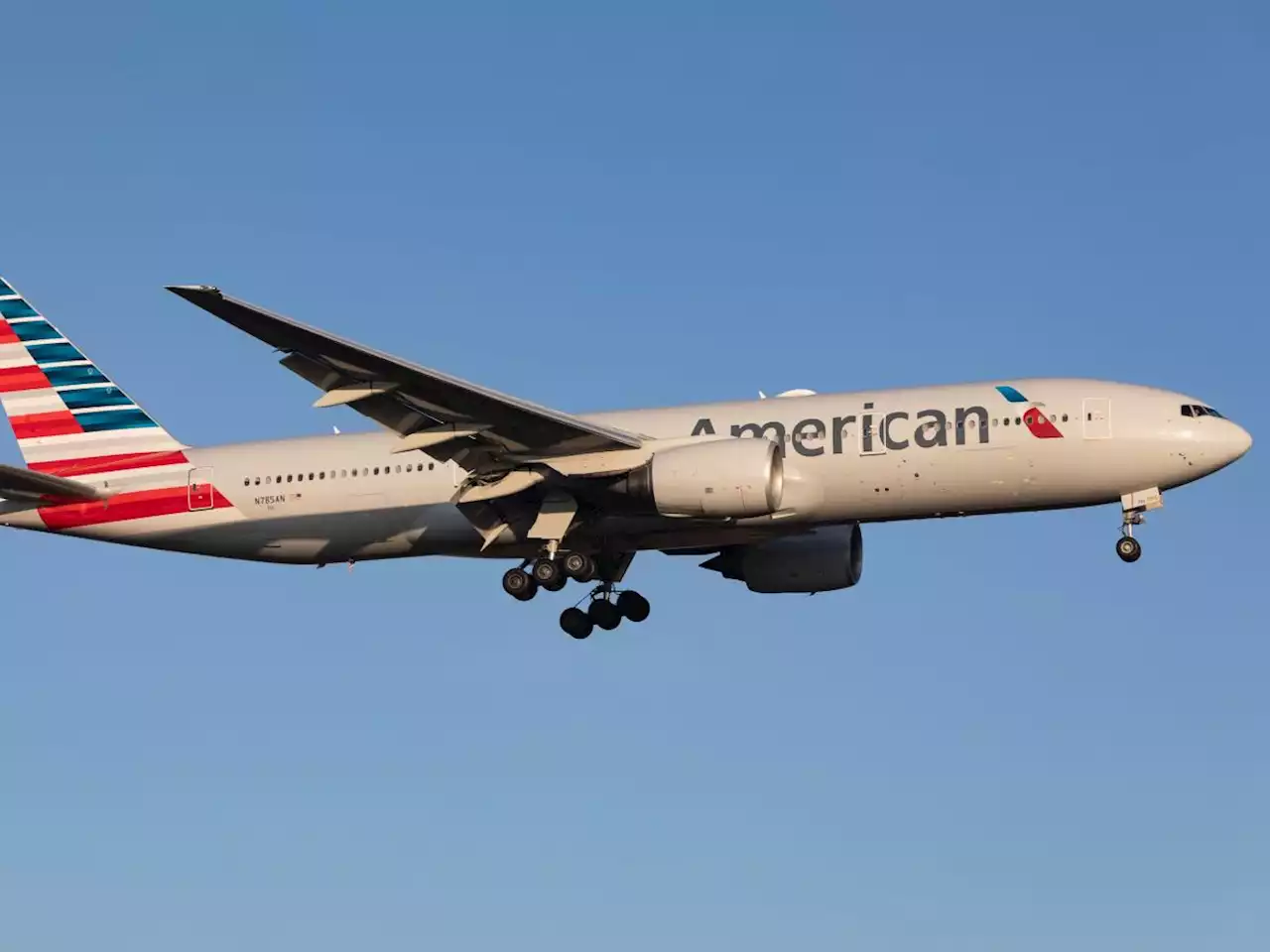 American Airlines canceled a teenager's 'skiplagging' ticket after realizing he wasn't planning to board the connecting flight to New York: report