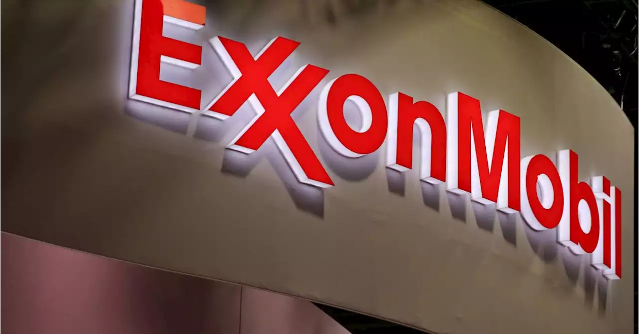 Breakingviews - Exxon’s carbon-capture deal is pale shade of green