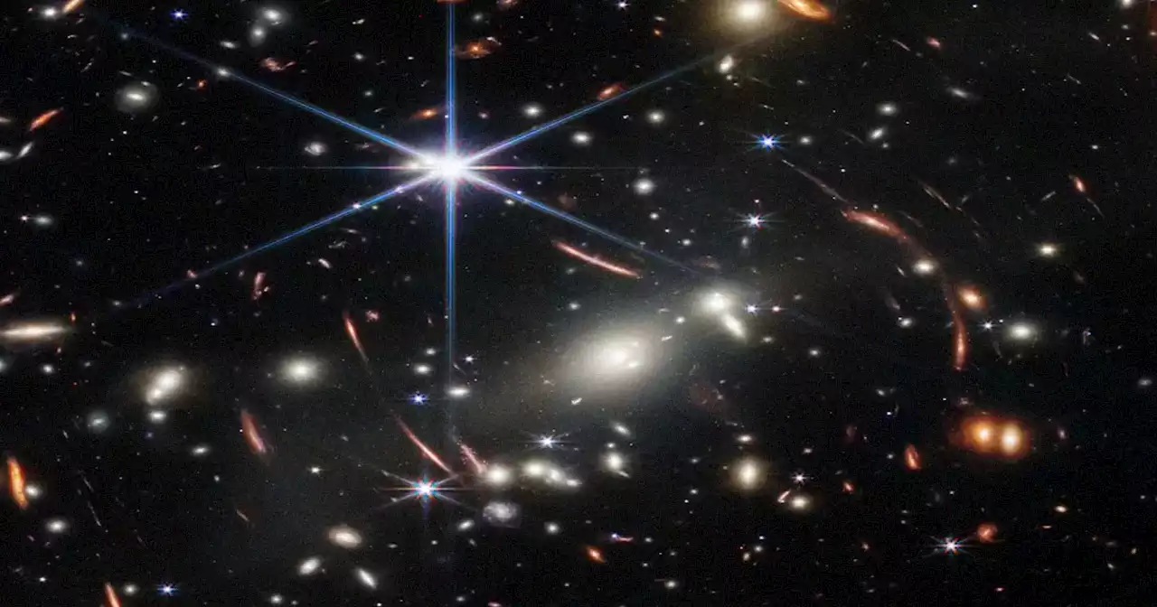 Amazing Video Soars Through James Webb's Dazzling 3D View of Universe