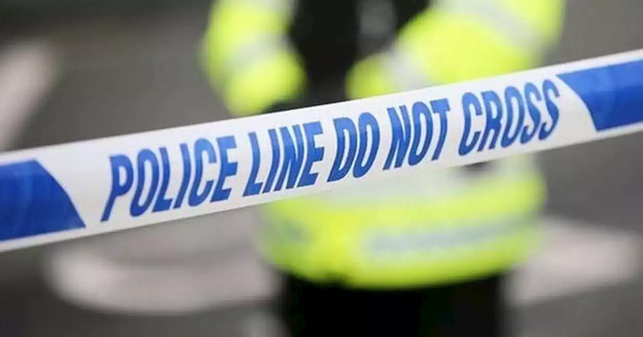 Man rushed to Glasgow hospital after robbery on Byres Road