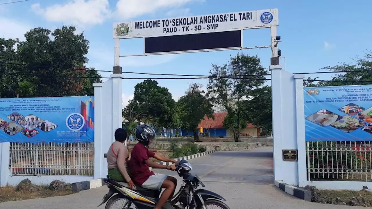 Pertama di NTT, SMP Angkasa Kupang Mulai Program Robotik