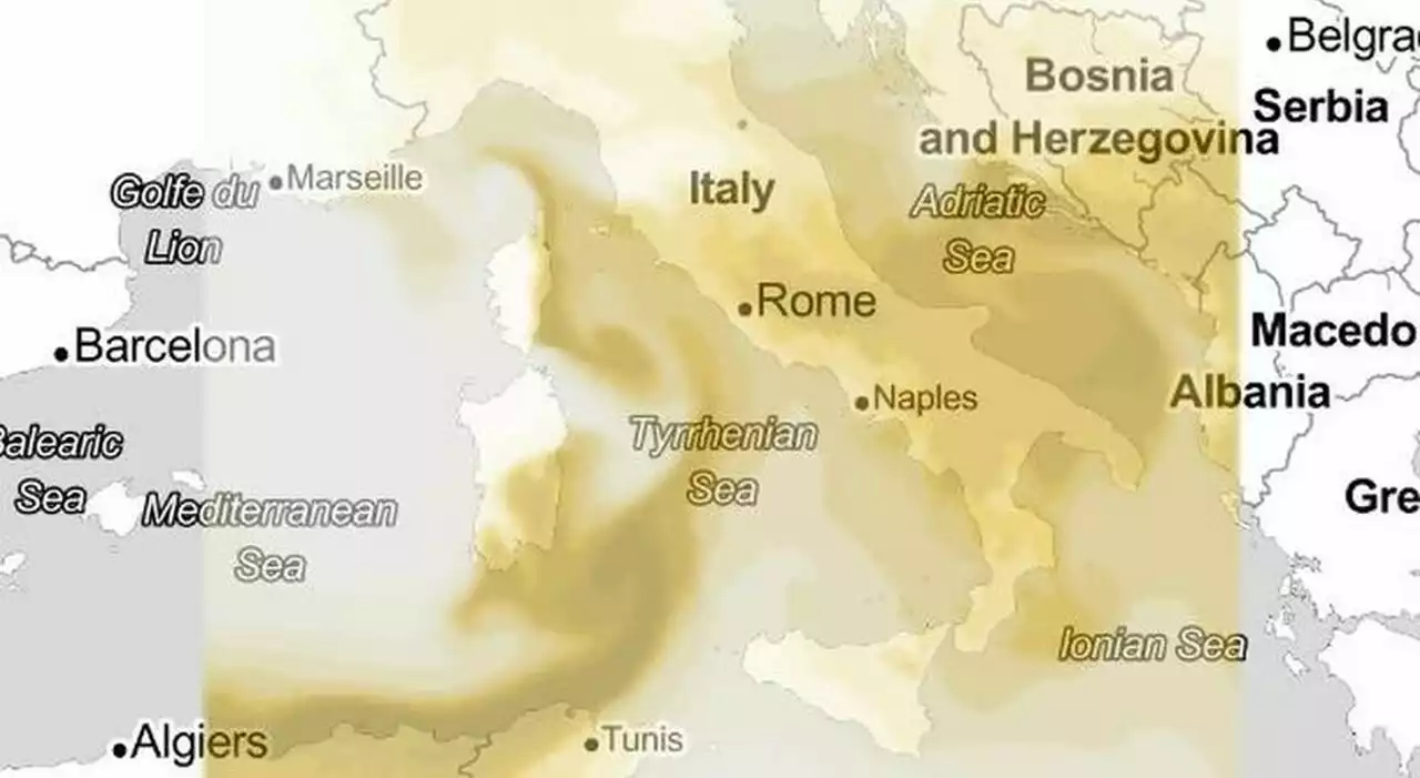 Cielo giallo, cosa succede? Il fenomeno della sabbia del deserto del Sahara nell'aria: la nube sta investendo il Mediterraneo