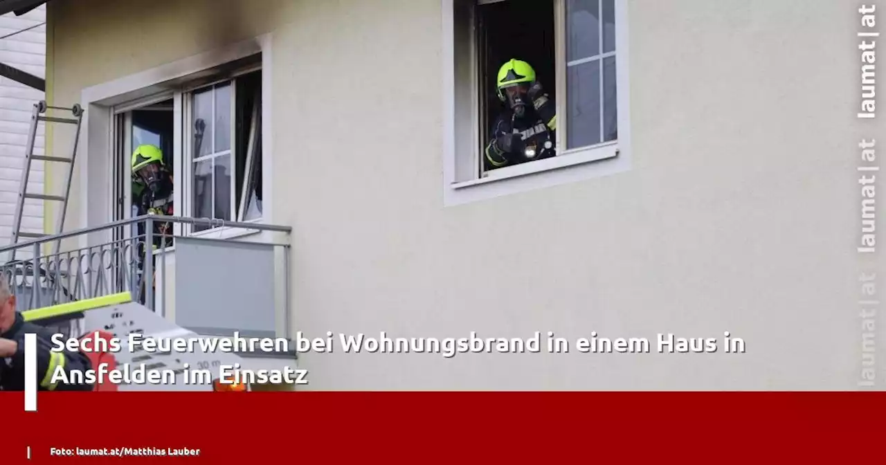 Sechs Feuerwehren bei Wohnungsbrand in einem Haus in Ansfelden im Einsatz | laumat|at