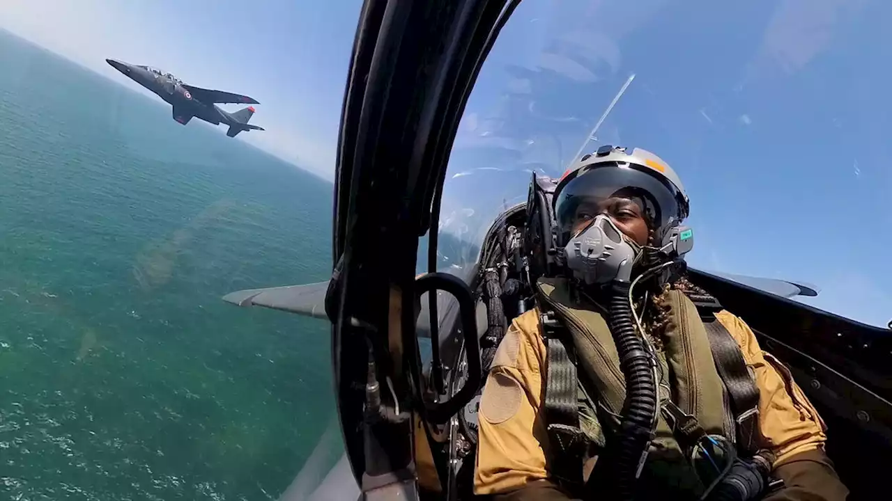 VIDÉO. 14 juillet : Clarisse Agbégnénou exténuée lors d’un vol test en Alpha Jet pour le défilé aérien sur France 2