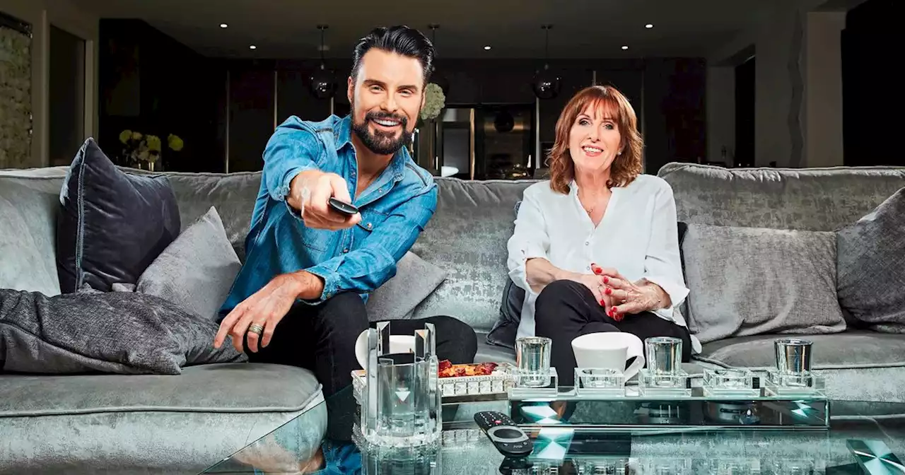 Gogglebox fans say 'we missed you' as show favourites return after break