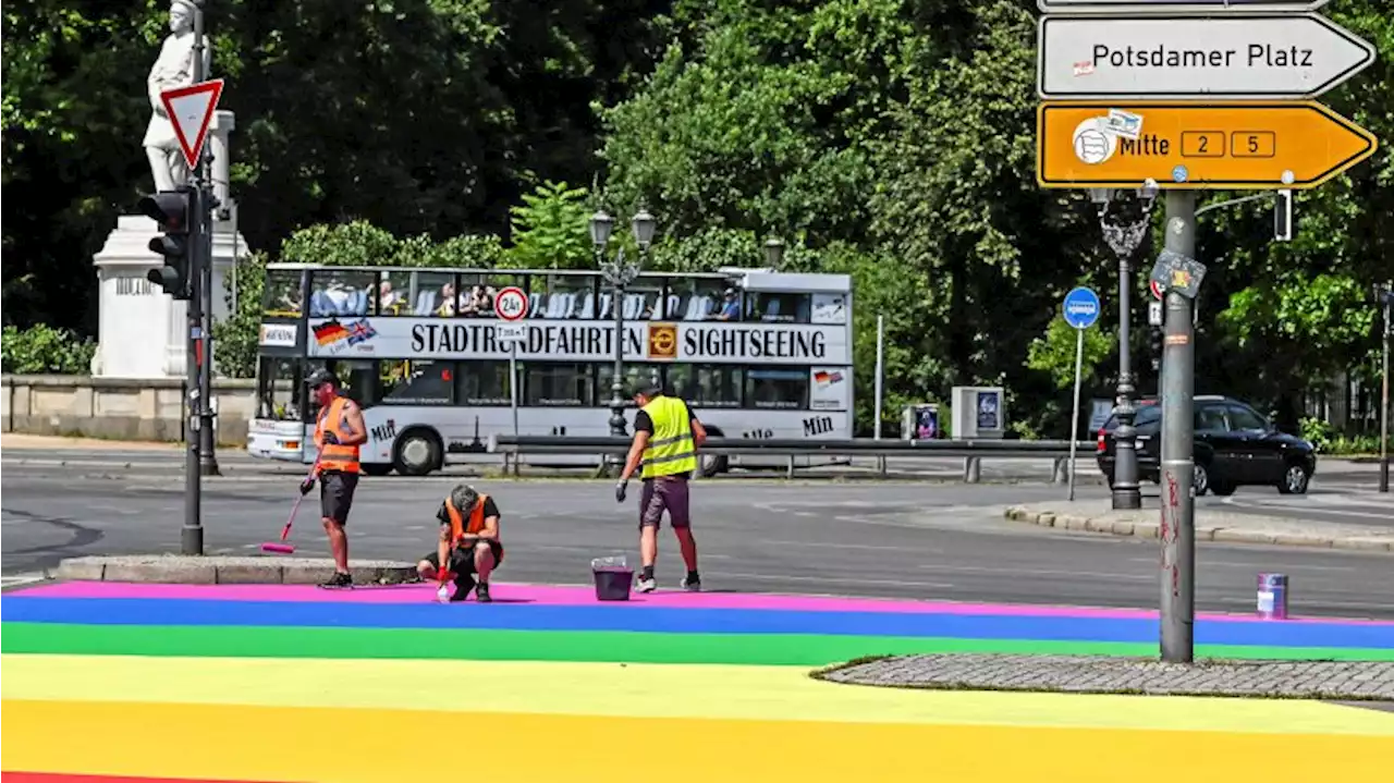 Christopher Street Day: Warum Teile des Großen Sterns bunt angestrichen werden