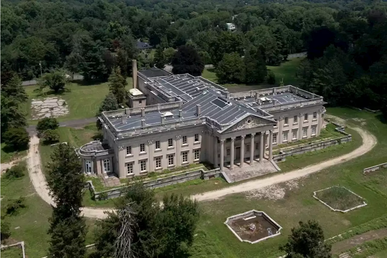 Seeing inside Lynnewood Hall might be the most expensive house tour in Philly history