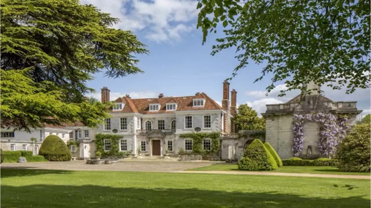 Bobby Axelrod’s English Country House From ‘Billions’ Just Hit the Market for $17.5 Million