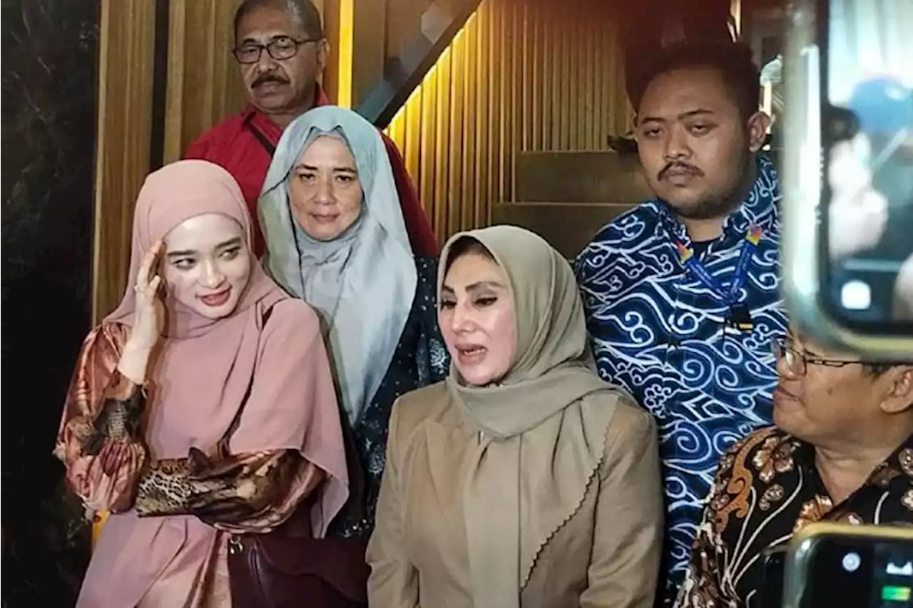 Inara Rusli Buka Peluang Berdamai dengan Virgoun dan Tenri Anisa