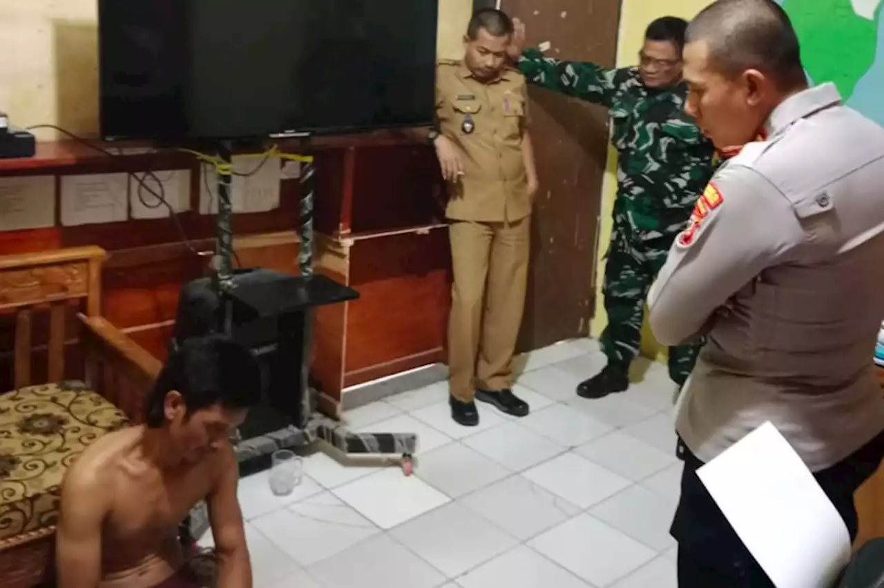 Lecehkan Bocah SD, Rumah Pelaku Pencabulan di Cirebon Digerebek Warga dan TNI