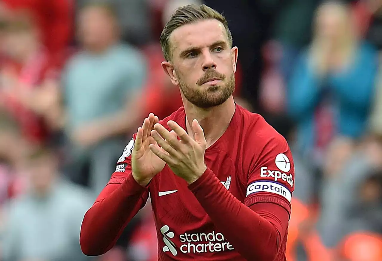 Jordan Henderson lar seg friste av Steven Gerrard -