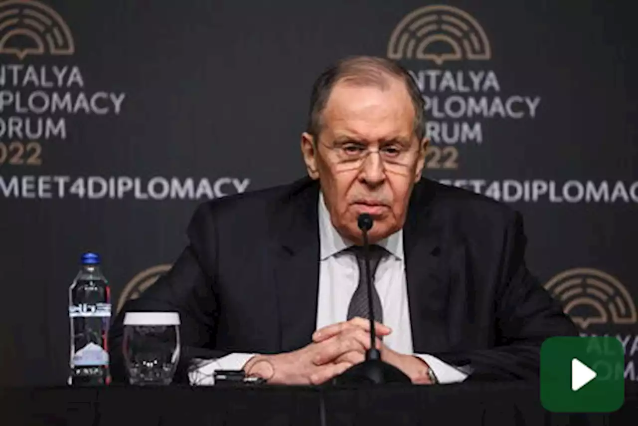 Russia, Lavrov avverte: 'Gli F16 all'Ucraina per noi sono una minaccia nucleare'