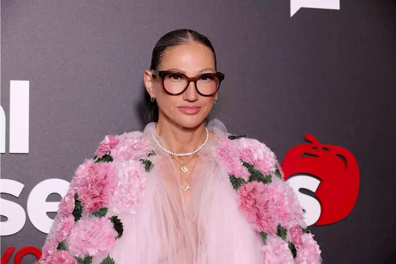 Jenna Lyons Blossoms in Floral Tulle Oscar de la Renta Cape at ‘Real Housewives of New York City’ Premiere