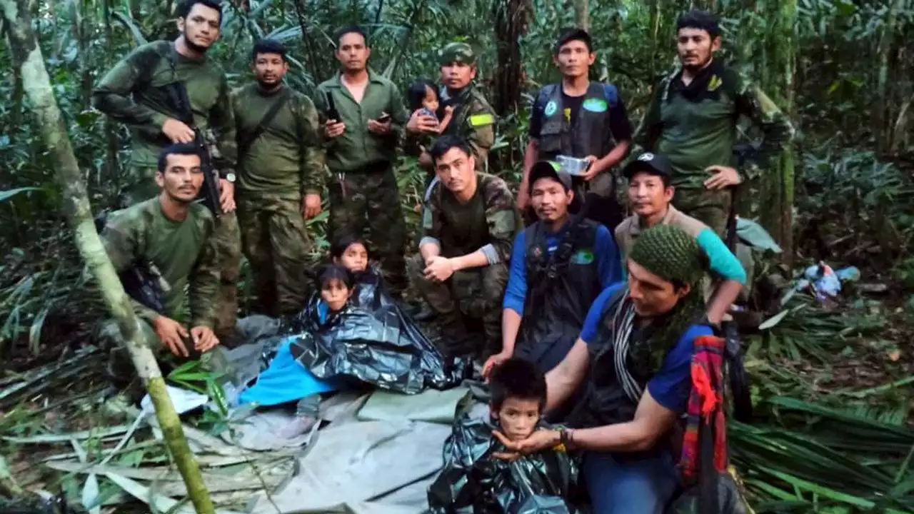 Abandonan el hospital los niños que estuvieron 40 días perdidos en la selva colombiana