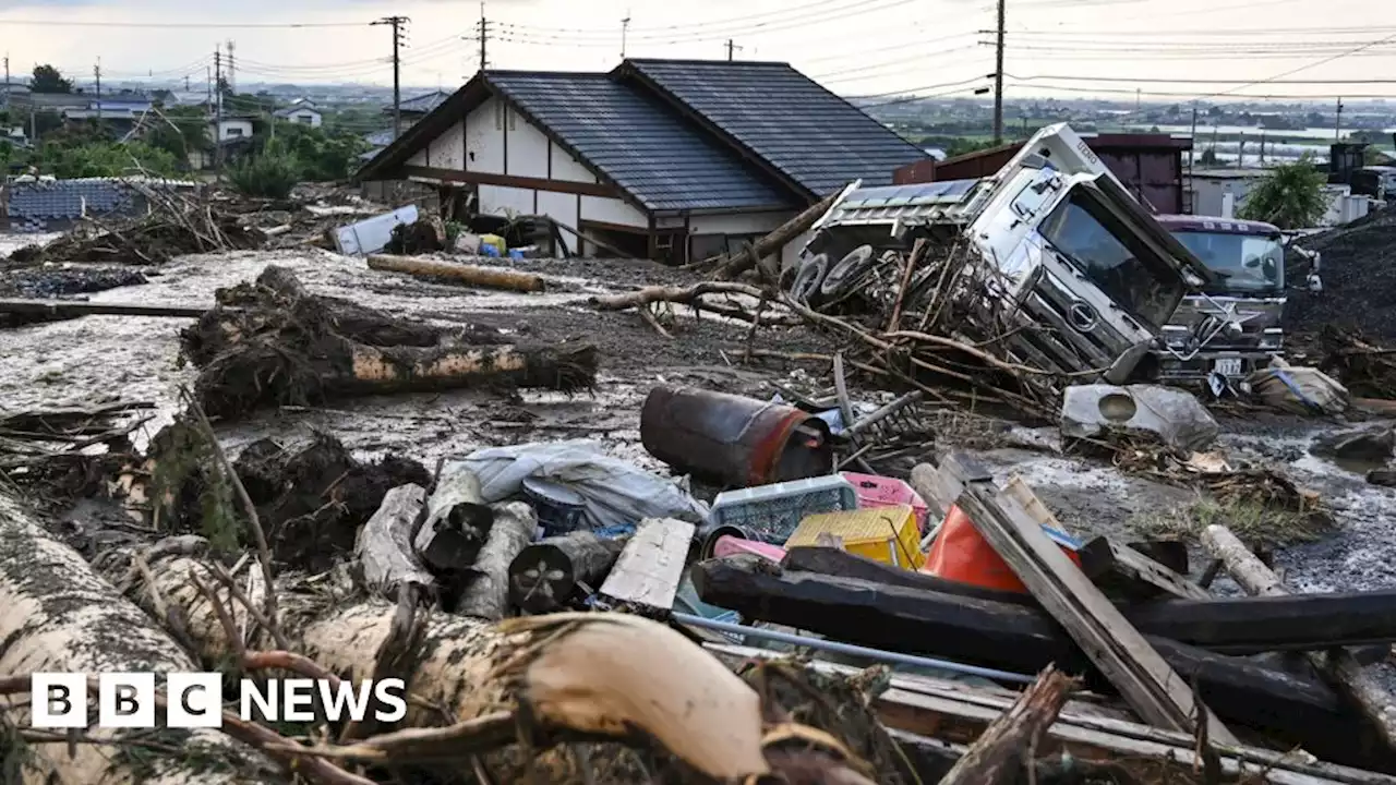 Asia floods: Death toll climbs in severe monsoon season