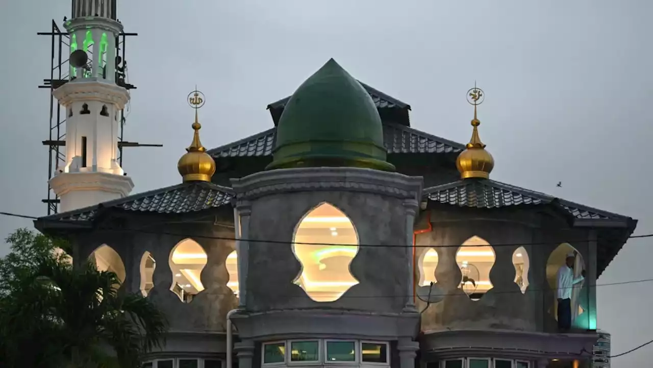 Mosque, prayer hall administrators still taking ban on politics lightly: Selangor religious department