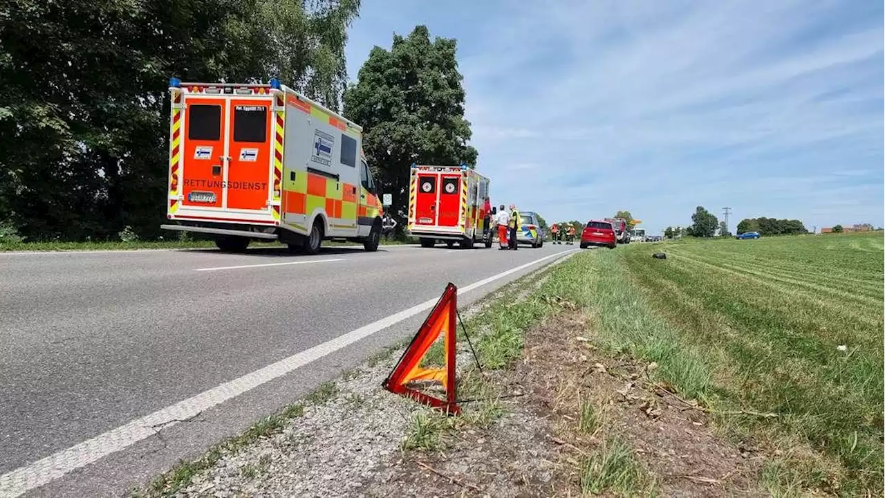 Schwerer Motorradunfall zwischen Bad Endorf und Halfing - St2092 gesperrt