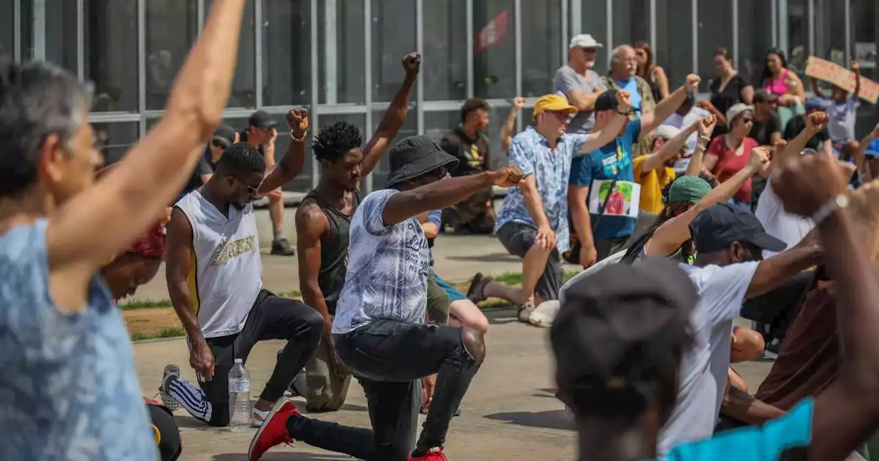 Vu du Royaume-Uni. L’universalisme français vs le multiculturalisme américain : deux échecs différents