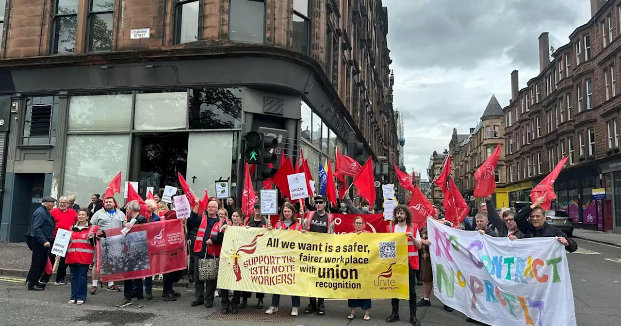 Glasgow bar staff 'forced to work on breaks' as employees stage historic strike