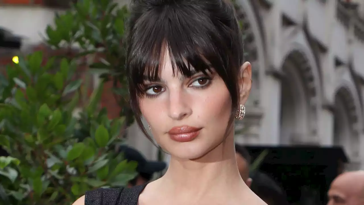 Emily Ratajkowski Puts an Elegant Twist on Risqué Dressing in London