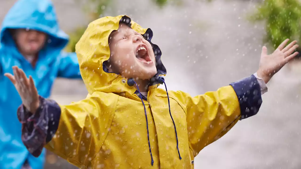 These Are The Best Kids’ Raincoats For All The Puddle Jumping They Can Manage