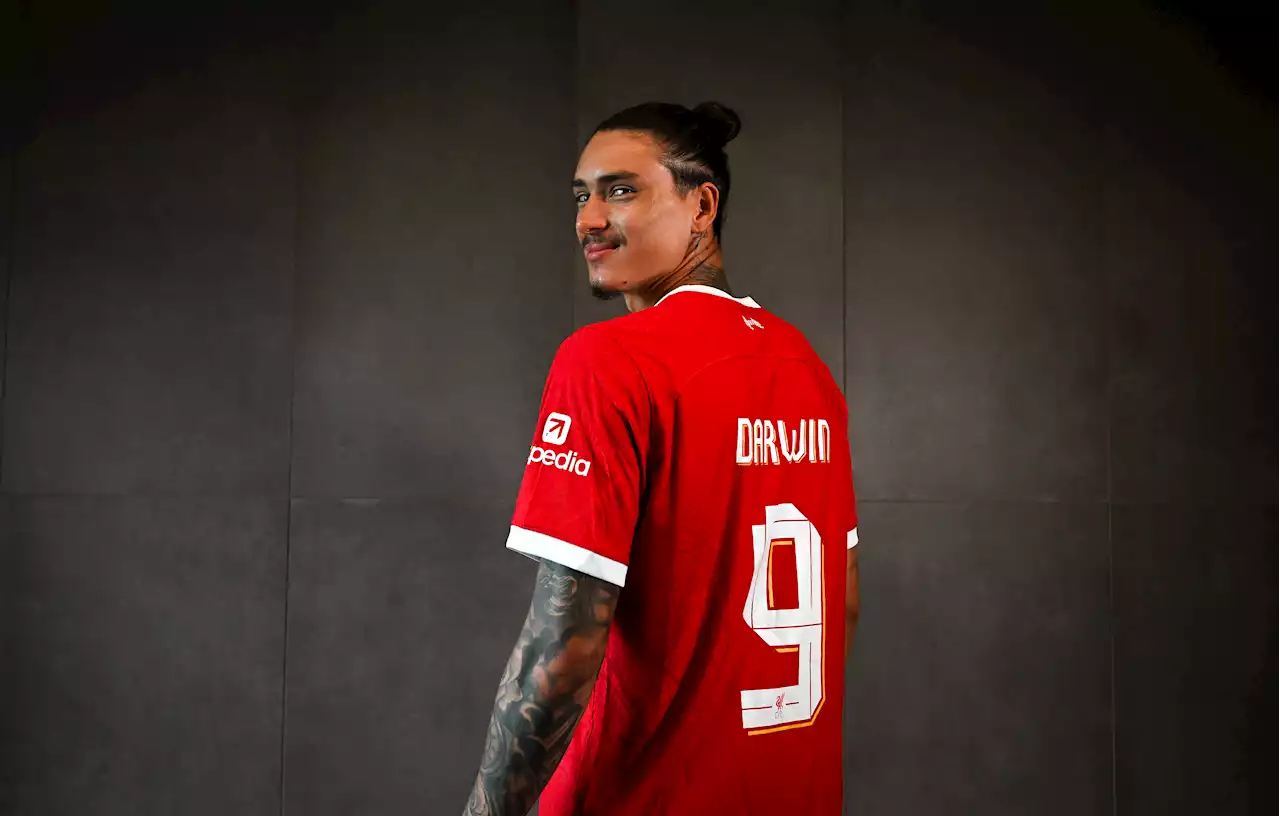 New No.9 Darwin Nunez to personally reimburse fans who bought wrong Liverpool shirt