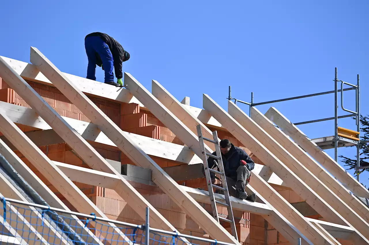 Makler sehen keine Entspannung auf Bayerns Immobilienmarkt