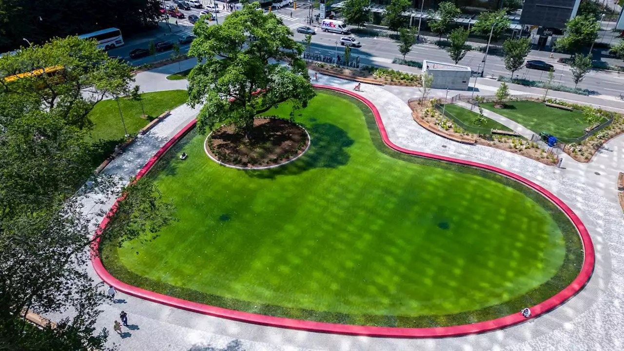 Globe editorial: Vibrant public spaces make for a great city