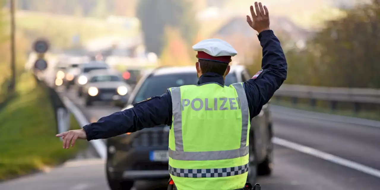 Polizei ist fassungslos, was Mann in Auto eingebaut hat