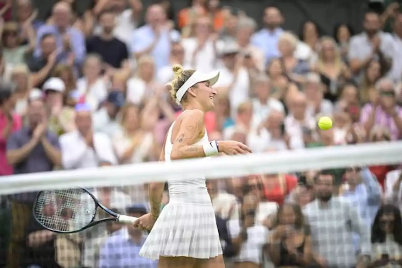 Vondrousova s'impose contre Jabeur à Wimbledon et remporte son premier Grand Chelem