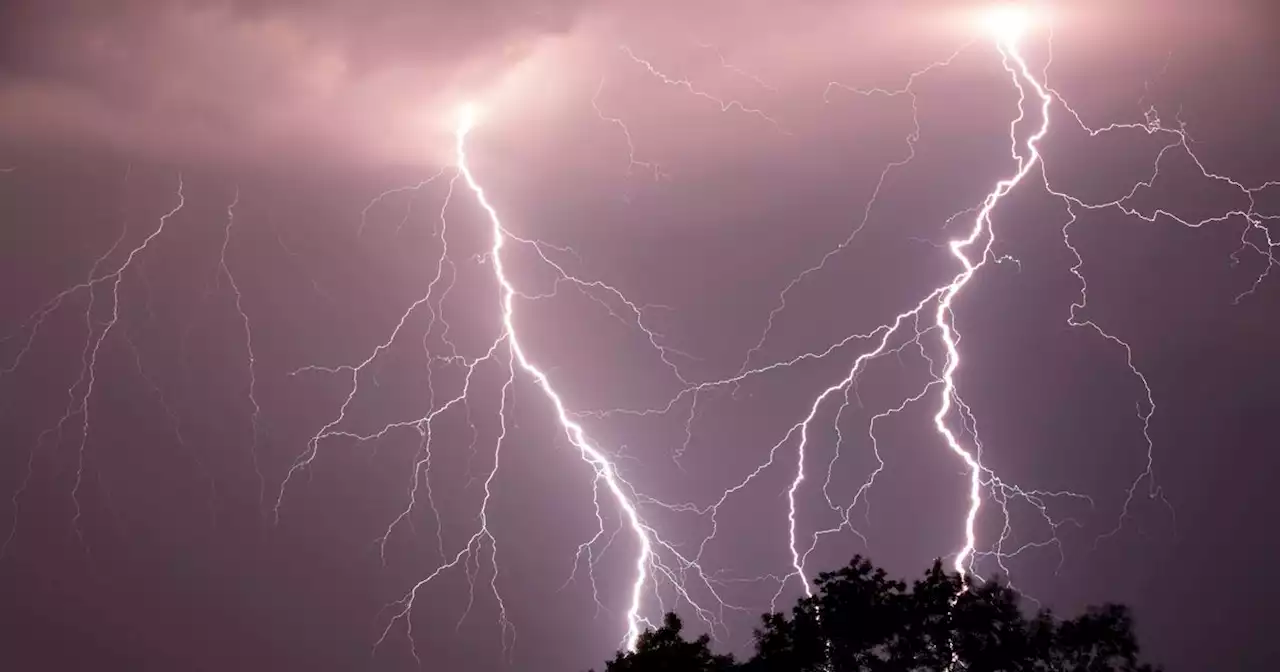 Met Office issues 14-hour thunderstorm warning for Lancashire