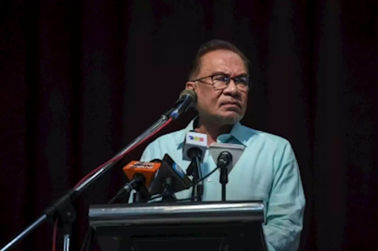 Efforts to eradicate hardcore poverty not focused on one race only, says PM Anwar