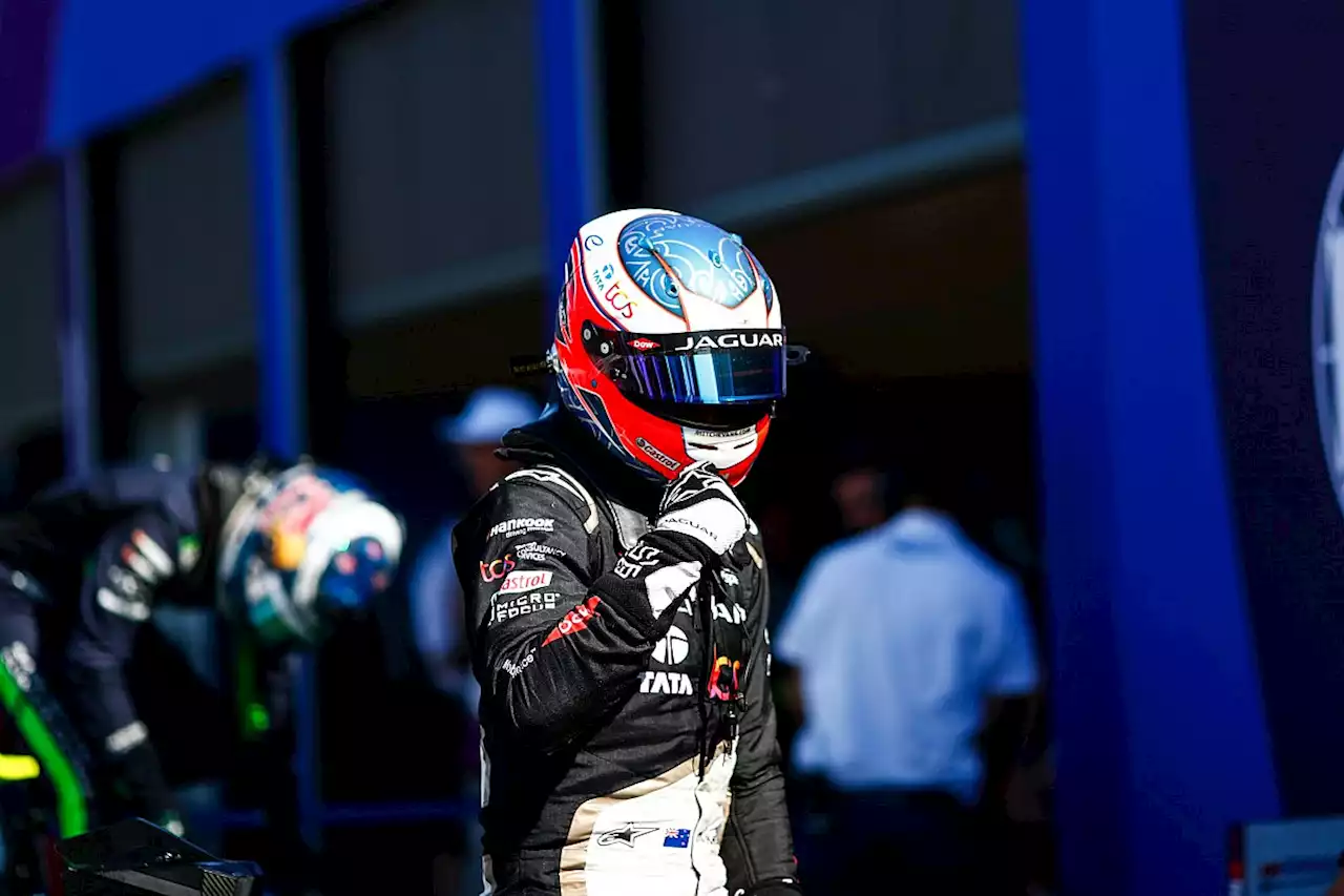 Rome E-Prix: Evans wins from Cassidy after early-race pile-up