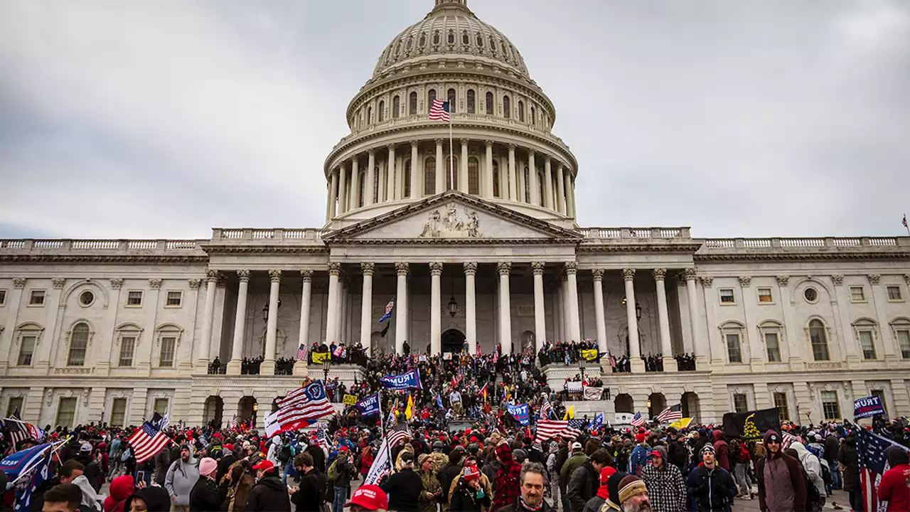 Chicago man who took photo from Pelosi's office is sentenced to over 4 years for Capitol riot role