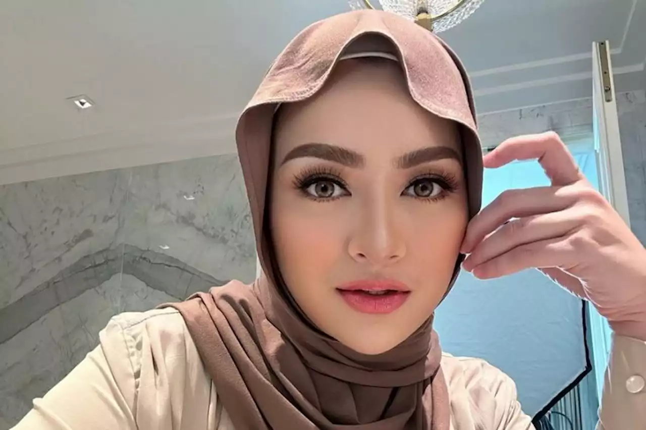 Ustaz Derry Sulaiman Sebut Nathalie Holscher Pakai Hijab Disuruh Sule: Bukan karena Allah