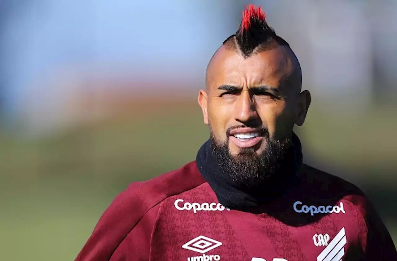 Selger supertalent til Barcelona og henter inn Arturo Vidal