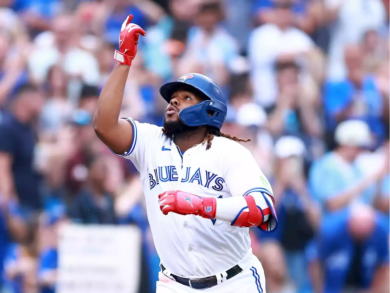 Vlad Guerrero Jr., a home run champ again as Jays paste the Diamondbacks