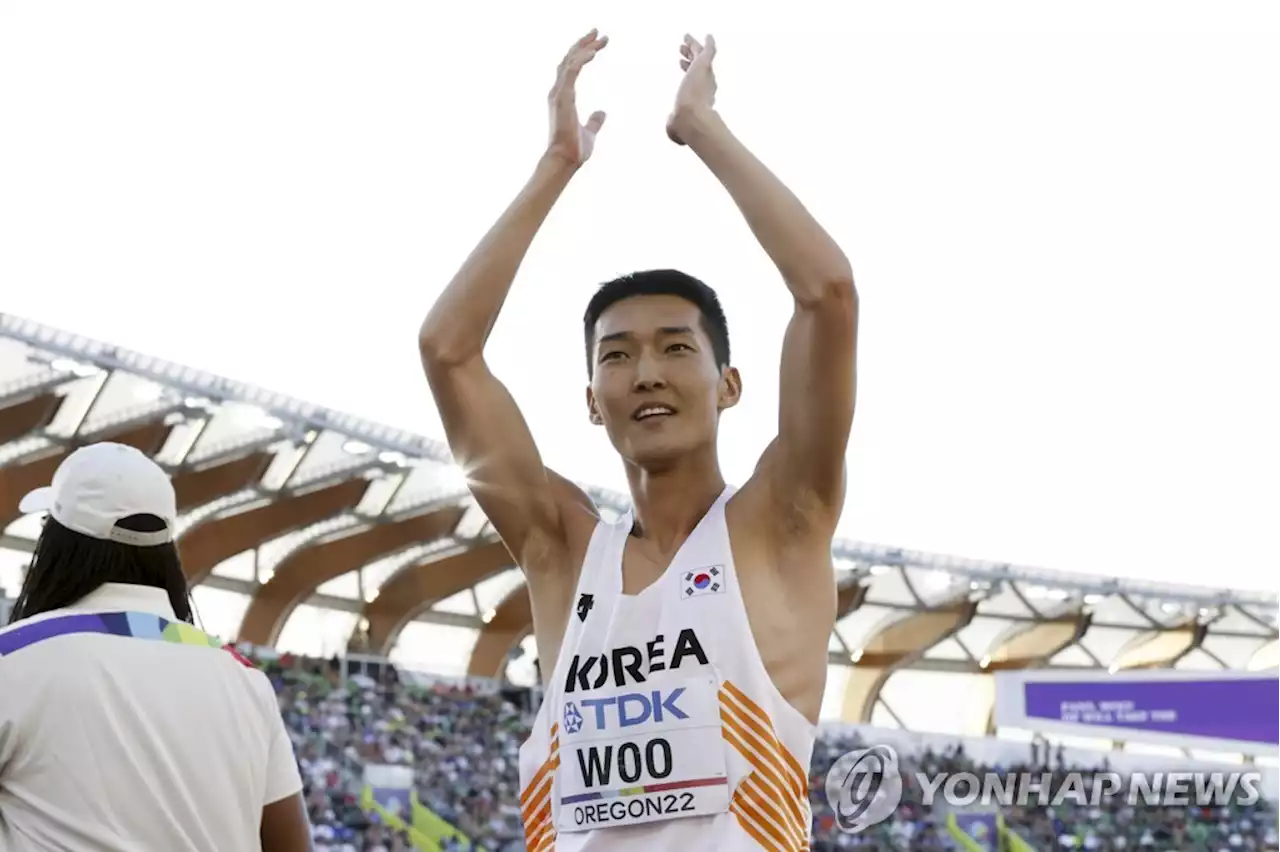 우상혁, 6년 만에 아시아육상선수권 높이뛰기 정상 탈환…2ｍ28 | 연합뉴스