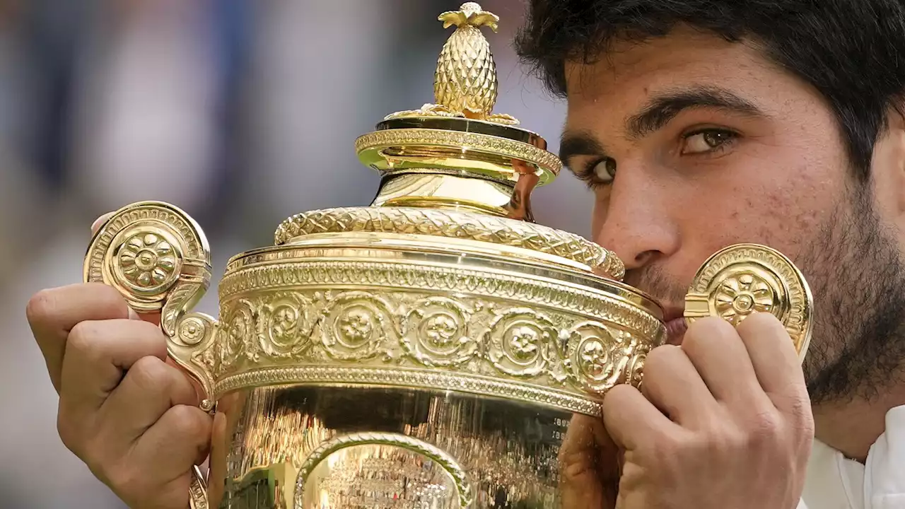 Carlos Alcaraz beats Novak Djokovic in 5 sets to win Wimbledon for his second major trophy