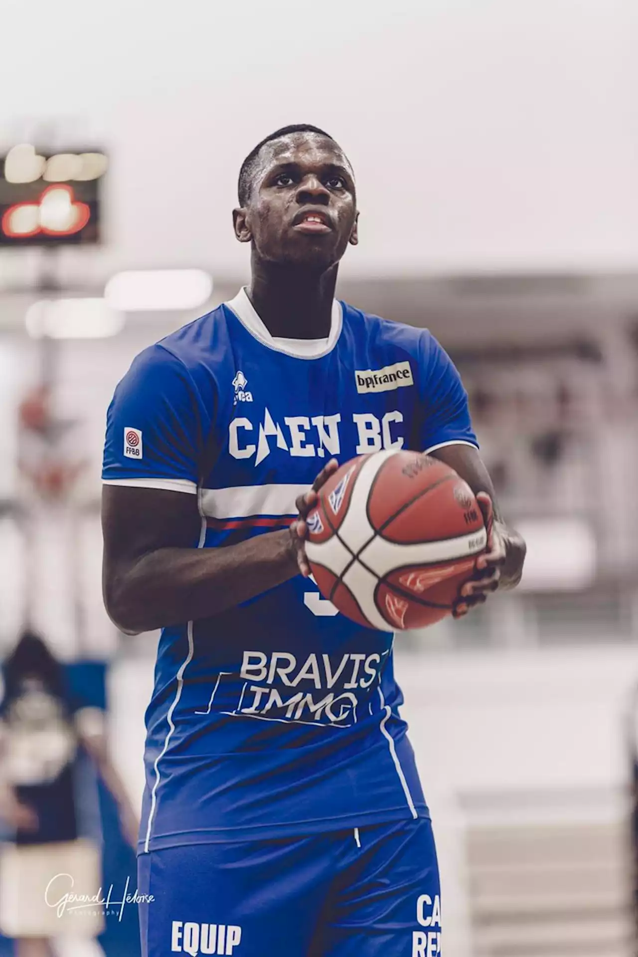 Frédéric Loubaki signe aux Sables-d’Olonne - BeBasket