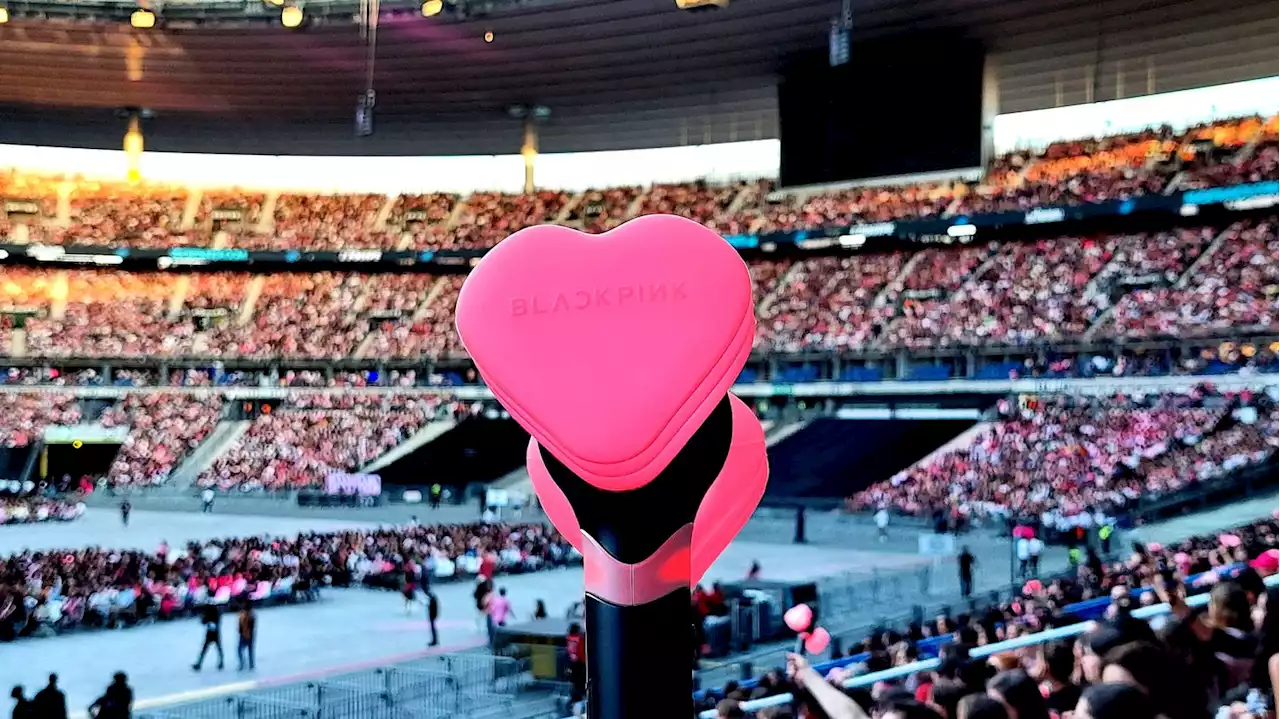 Musique : la vague rose et noire du groupe de K-pop Blackpink déferle sur le Stade de France